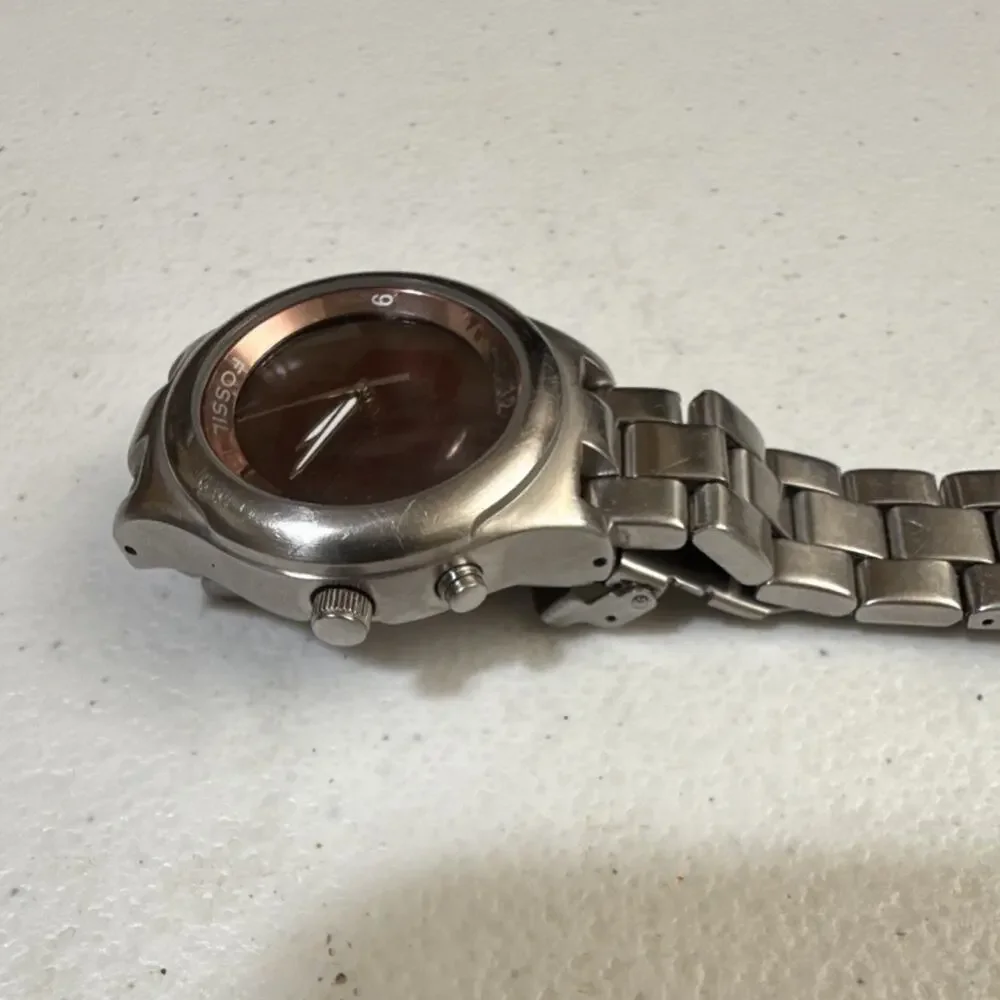 Men’s Fossil Kaleido L12092 Red/OU Dial 38mm Case 5.75” Band New Batteries (G2)